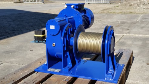 Delivery of Electric Worm Wheel Hoisting Winches